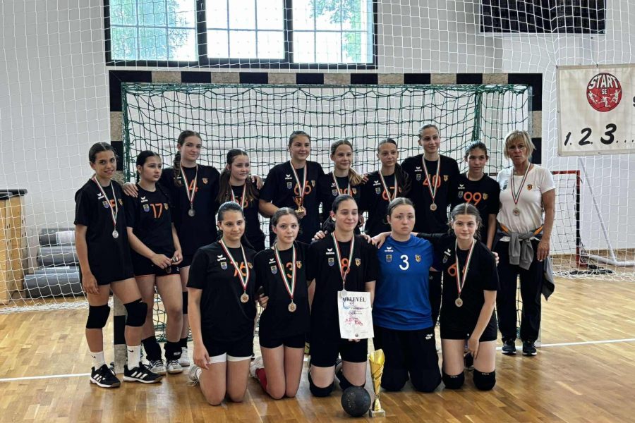 Veretlenül ezüstérmes az U15-ös csapat!